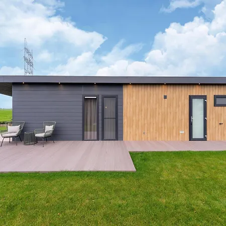 Holiday home In 't Groene Hart On The Water, Cleaning Included