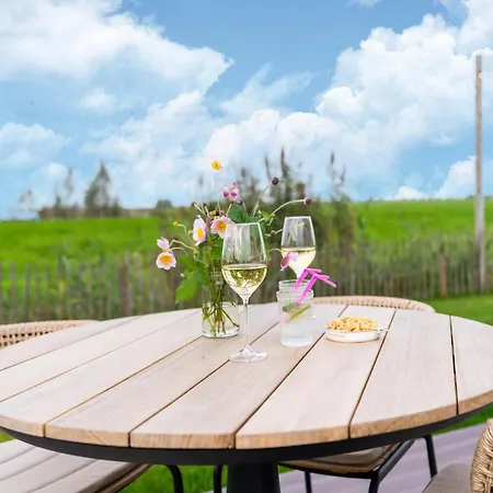 In 't Groene Hart On The Water, Cleaning Included Holiday home *