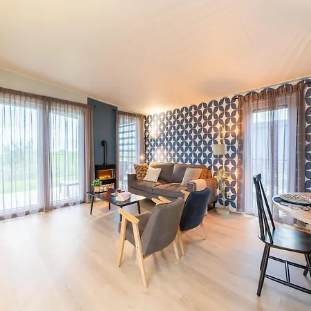 Holiday home In 't Groene Hart On The Water, Cleaning Included Oud Ade